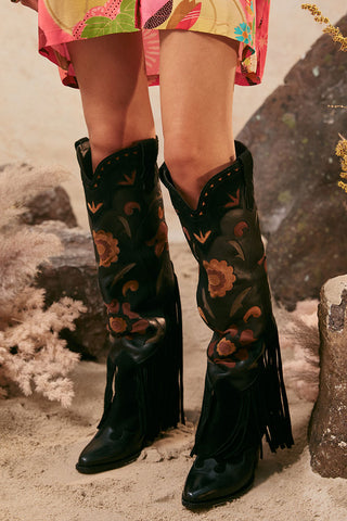 sannah-fringe-boot